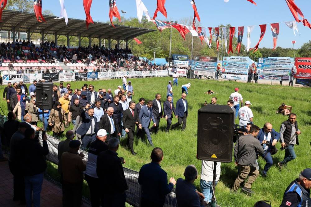 632. Alaçam Geyikkoşan Güreşleri ve Piknik Etkinliğinden renkli kareler 22