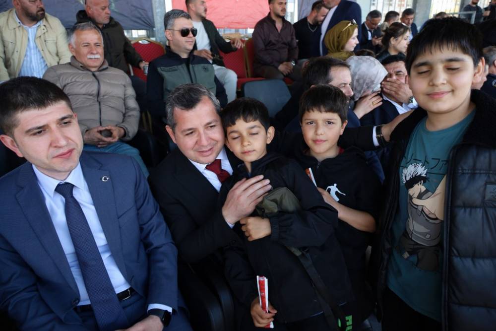 632. Alaçam Geyikkoşan Güreşleri ve Piknik Etkinliğinden renkli kareler 221