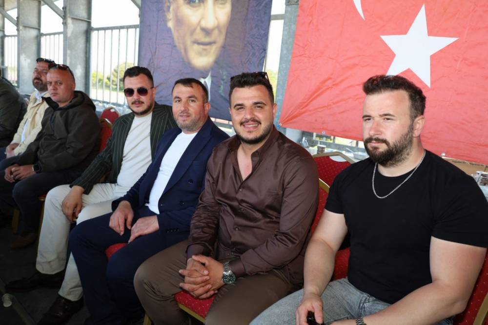 632. Alaçam Geyikkoşan Güreşleri ve Piknik Etkinliğinden renkli kareler 227