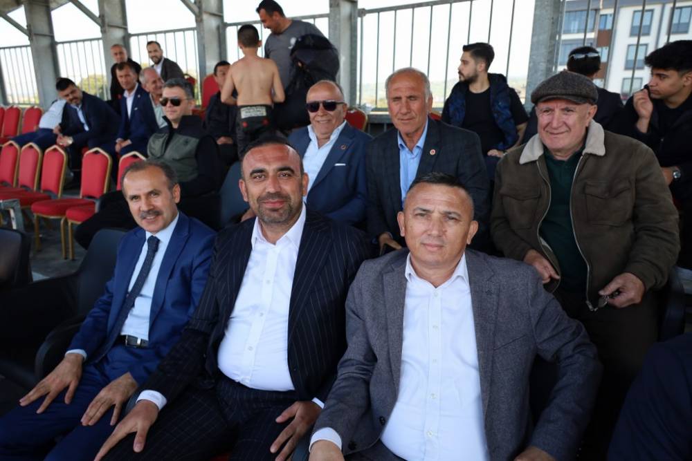 632. Alaçam Geyikkoşan Güreşleri ve Piknik Etkinliğinden renkli kareler 228