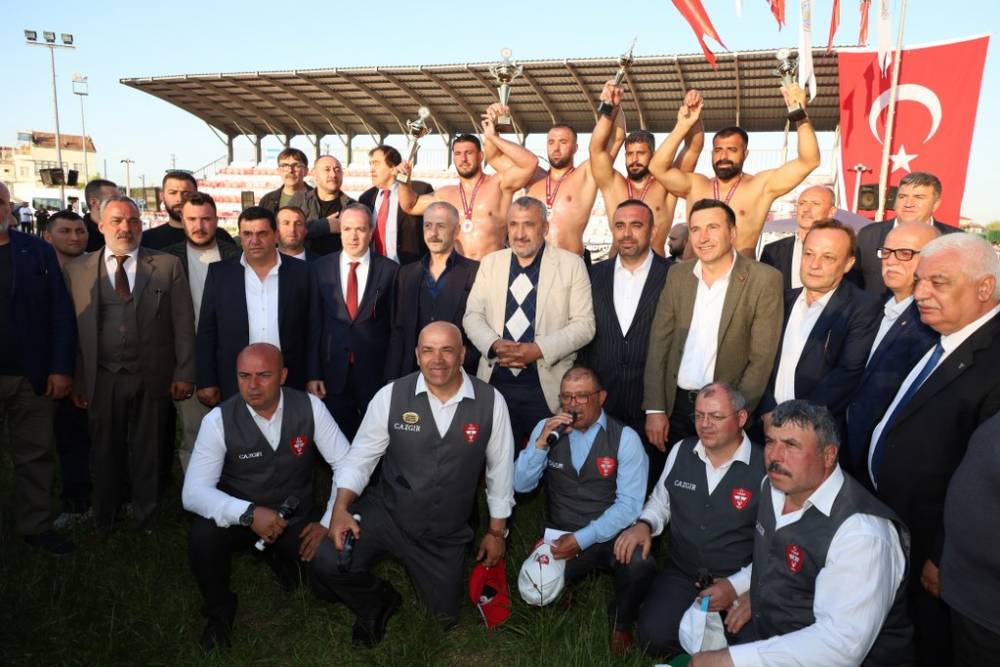 632. Alaçam Geyikkoşan Güreşleri ve Piknik Etkinliğinden renkli kareler 249