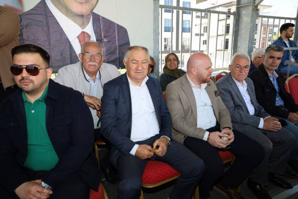 632. Alaçam Geyikkoşan Güreşleri ve Piknik Etkinliğinden renkli kareler 32