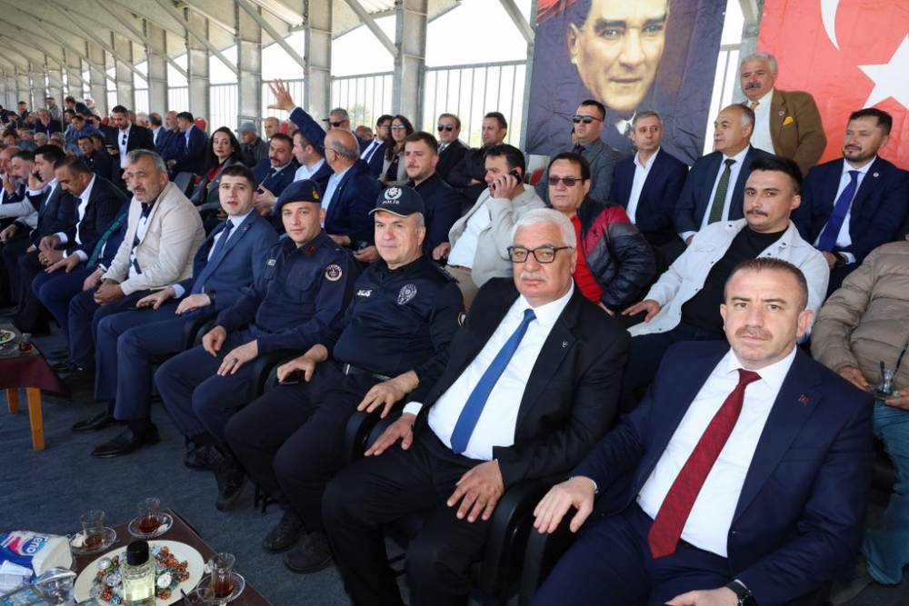 632. Alaçam Geyikkoşan Güreşleri ve Piknik Etkinliğinden renkli kareler 38