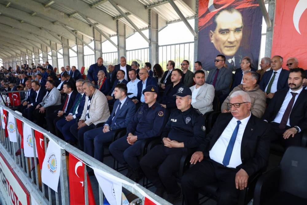 632. Alaçam Geyikkoşan Güreşleri ve Piknik Etkinliğinden renkli kareler 67