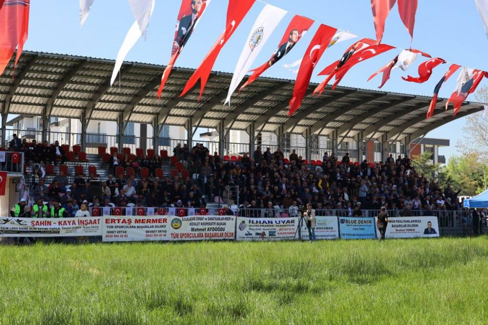 632. Alaçam Geyikkoşan Güreşleri ve Piknik Etkinliğinden renkli kareler 69