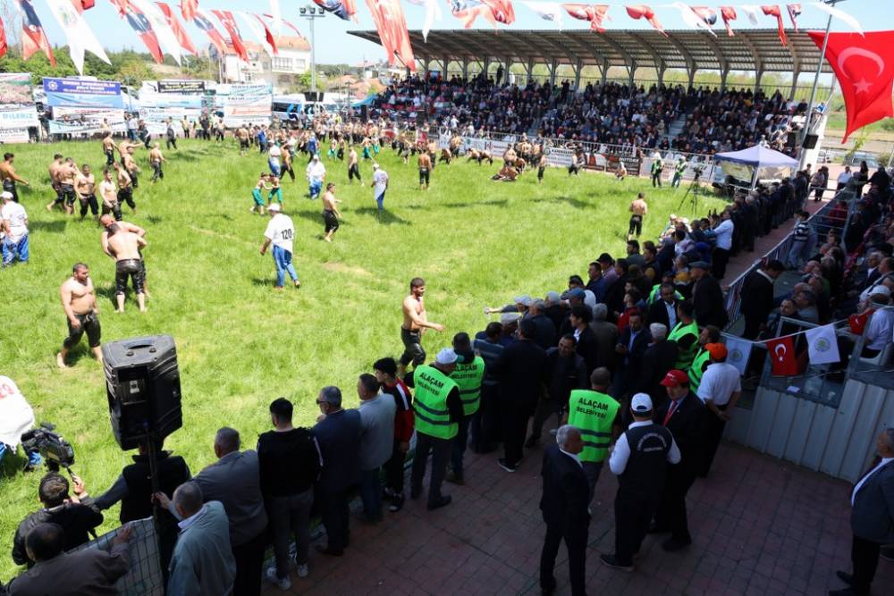 632. Alaçam Geyikkoşan Güreşleri ve Piknik Etkinliğinden renkli kareler 89