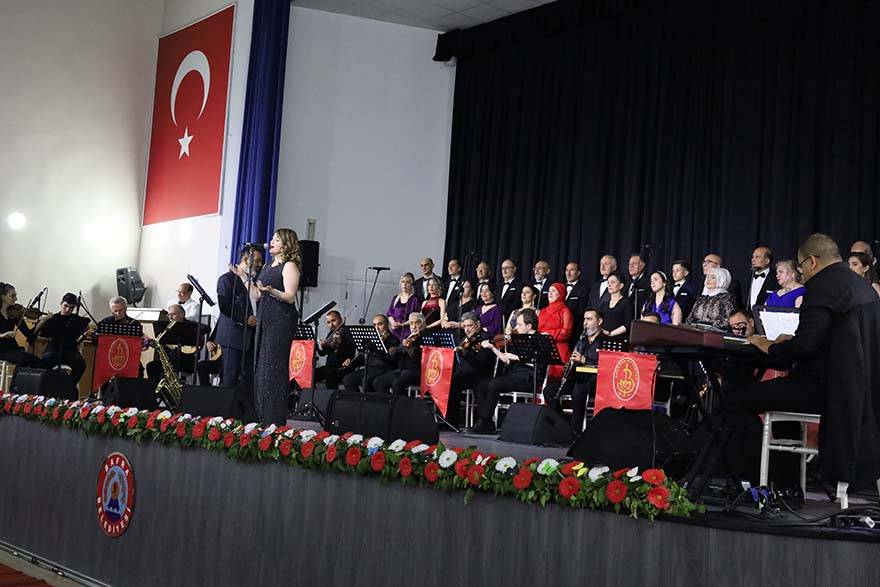 Bafra Musiki Cemiyeti’nden Coşkulu Bahar Konseri: Sanat Dolu Gece 13