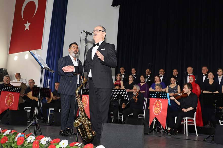 Bafra Musiki Cemiyeti’nden Coşkulu Bahar Konseri: Sanat Dolu Gece 24