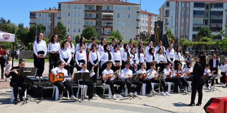 Samsun’dan Yükselen Meşale Bafra’da Yeniden Yandı 9