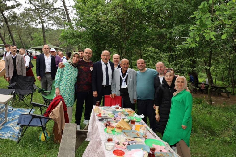 İstanbul’da 29. Alaçam Piknik ve Keşkek Festivali coşkuyla kutlandı! 13