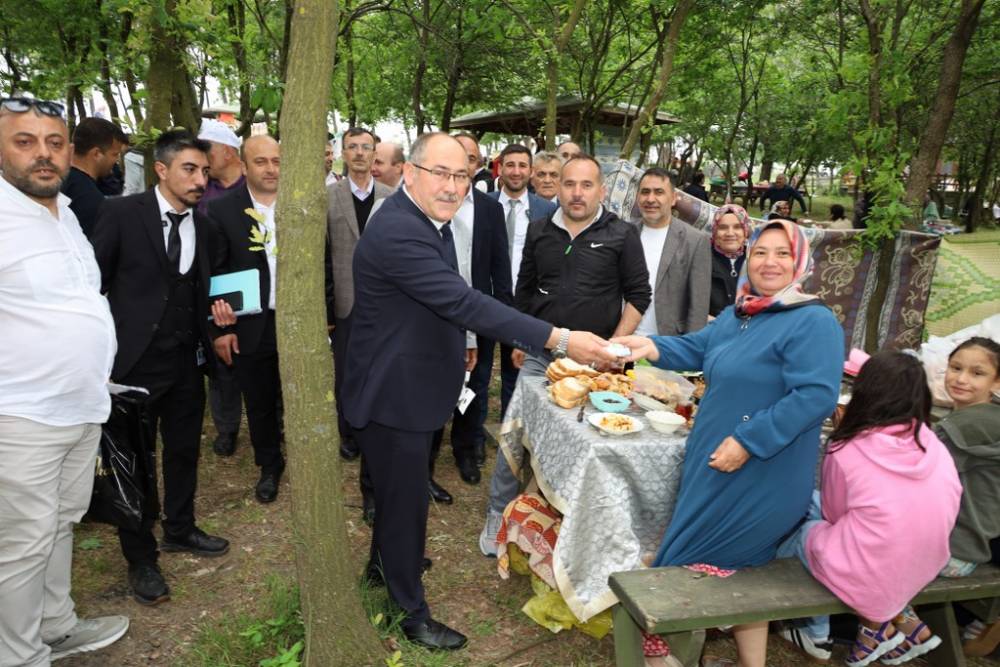 İstanbul’da 29. Alaçam Piknik ve Keşkek Festivali coşkuyla kutlandı! 7