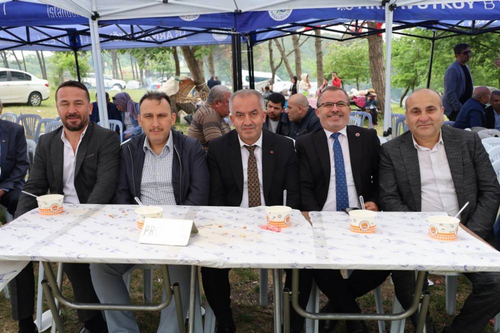 İstanbul’da 29. Alaçam Piknik ve Keşkek Festivali coşkuyla kutlandı! 95