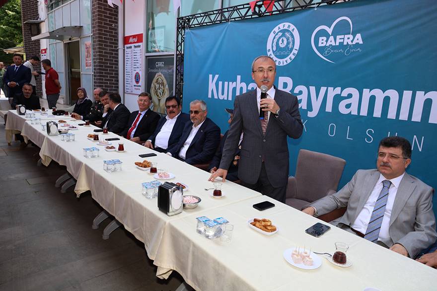 Bafra’da Kurban Bayramı Bayramlaşması: Birlik ve Beraberlik Vurgusu 34