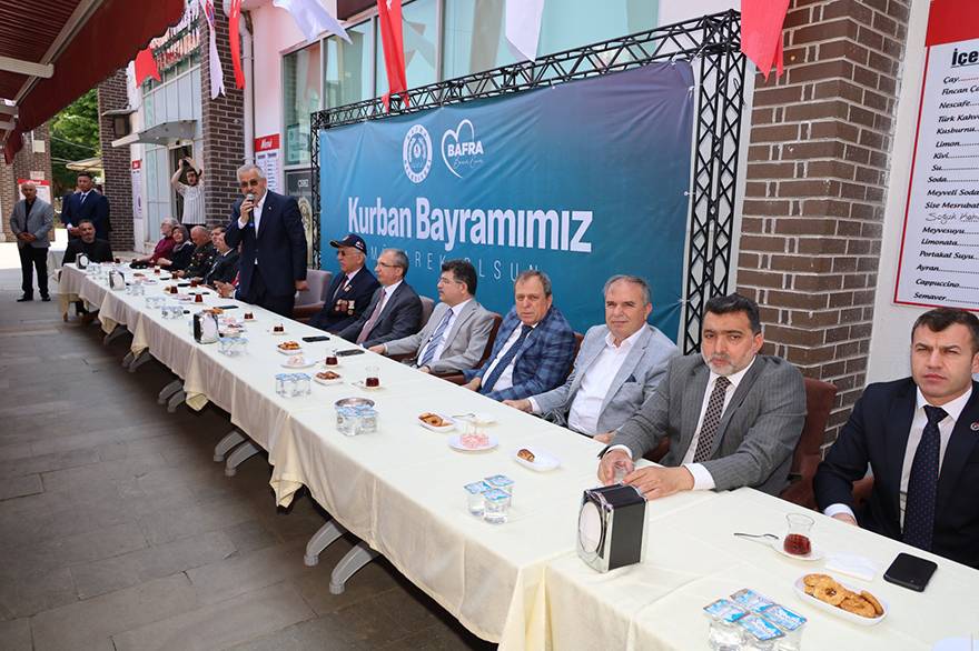 Bafra’da Kurban Bayramı Bayramlaşması: Birlik ve Beraberlik Vurgusu 36