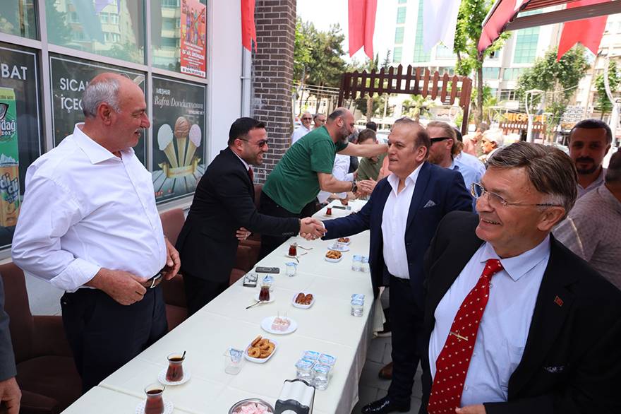 Bafra’da Kurban Bayramı Bayramlaşması: Birlik ve Beraberlik Vurgusu 42
