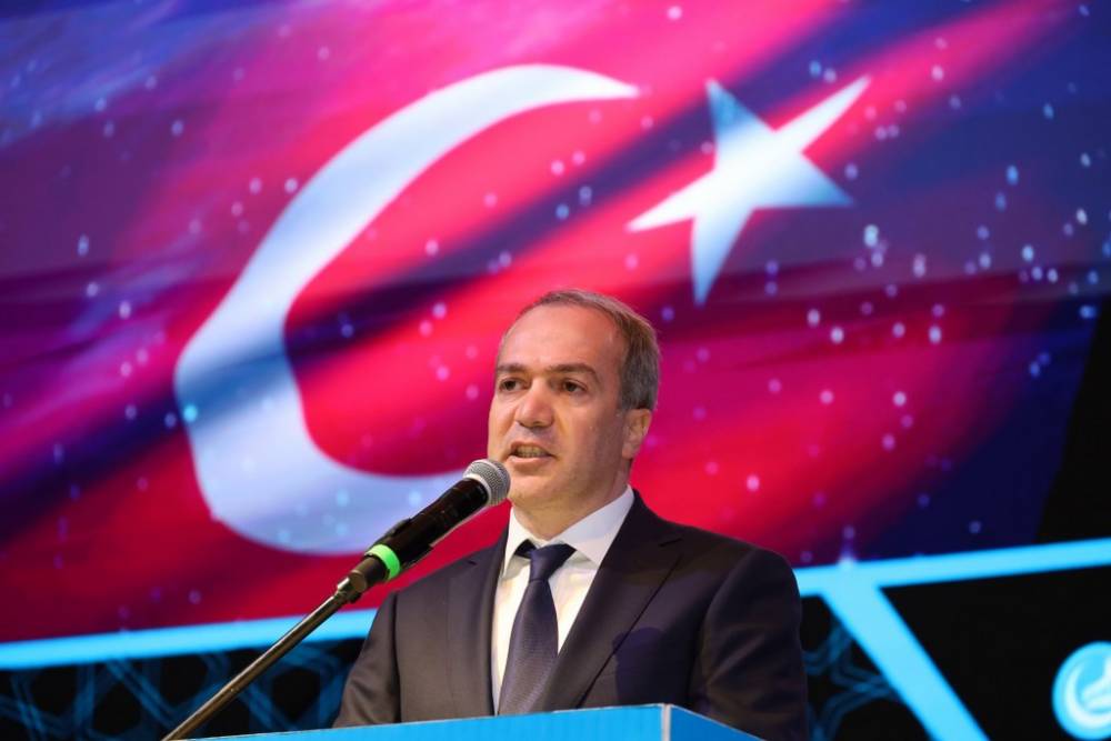 Vezirköprü’de Ali Kınık Konseriyle Unutulmaz Gençlik Gecesi 40