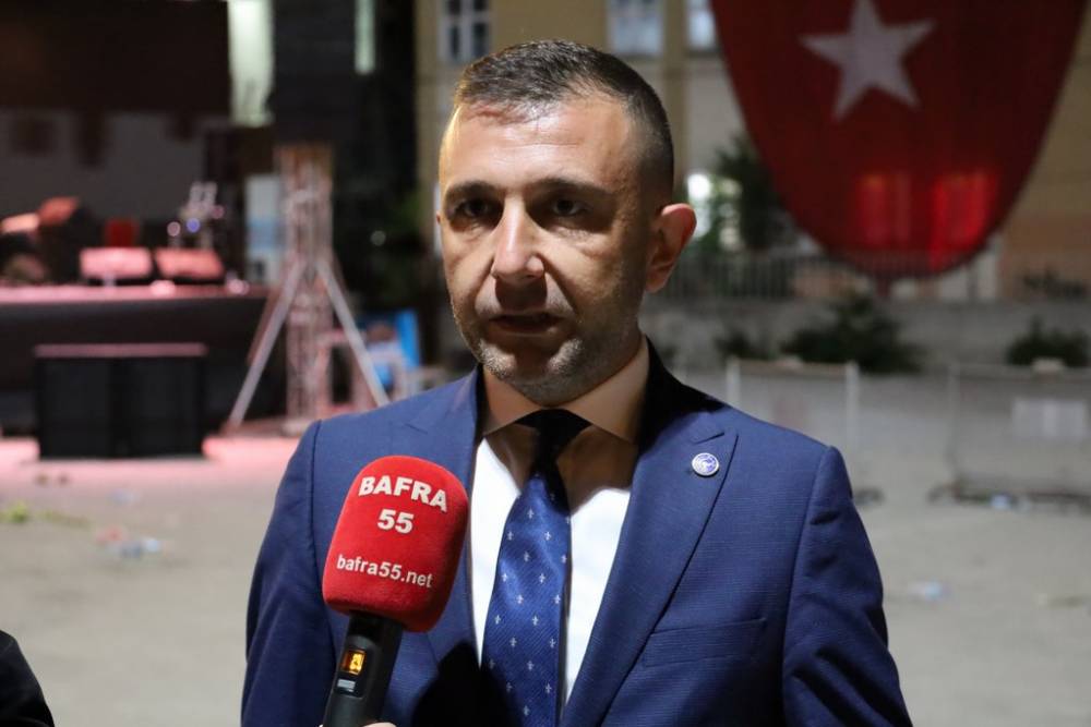 Vezirköprü’de Ali Kınık Konseriyle Unutulmaz Gençlik Gecesi 85