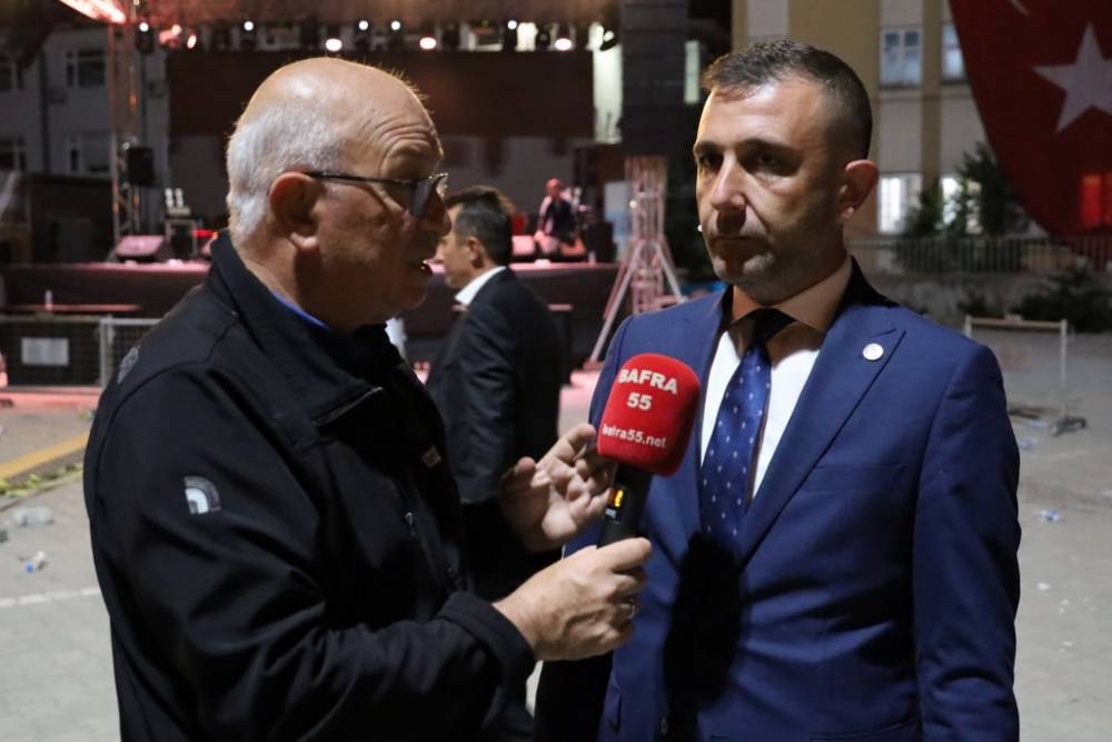 Vezirköprü’de Ali Kınık Konseriyle Unutulmaz Gençlik Gecesi 86