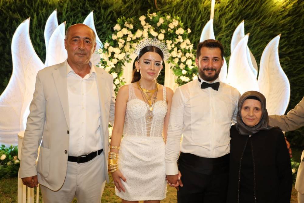 Eylül ve Doğanay’ın Mutluluk Dolu Günü 104
