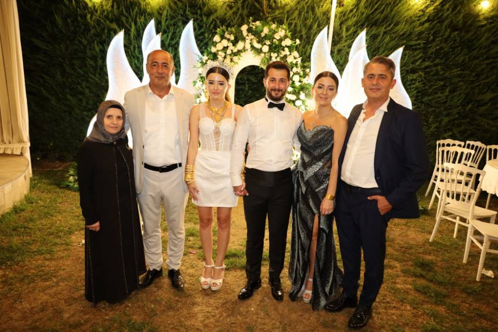 Eylül ve Doğanay’ın Mutluluk Dolu Günü 105