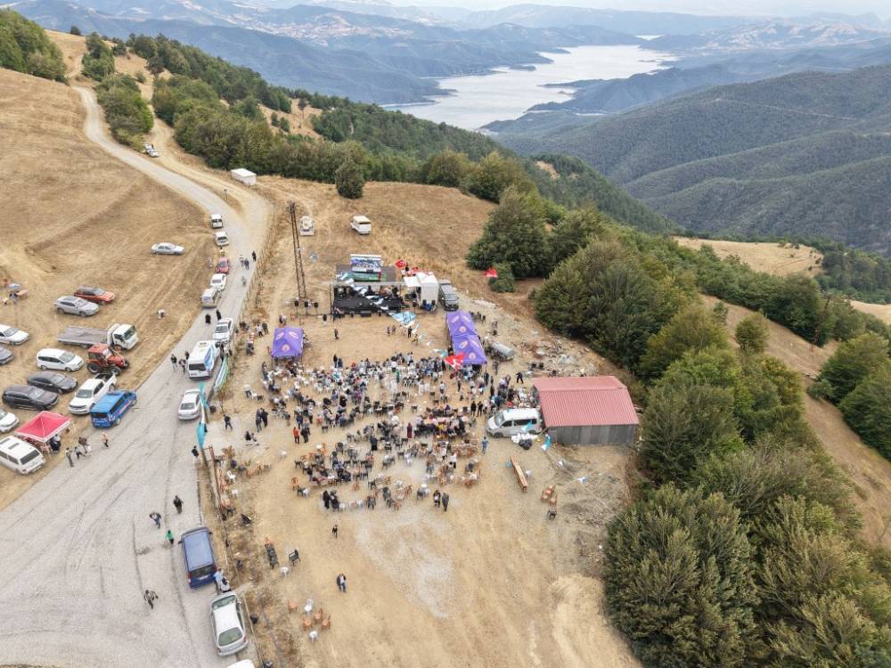 1. İğdir Köyü Toyu Gerçekleşti 80