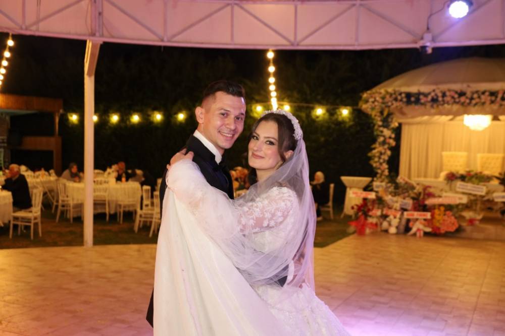 Bafra’da Unutulmaz Gece: Zehra ve Mertcan Mutluluğa “Evet” Dedi 15