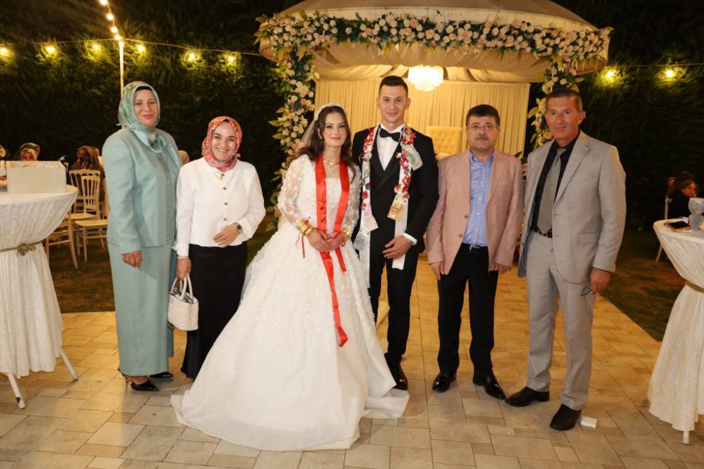 Bafra’da Unutulmaz Gece: Zehra ve Mertcan Mutluluğa “Evet” Dedi 46
