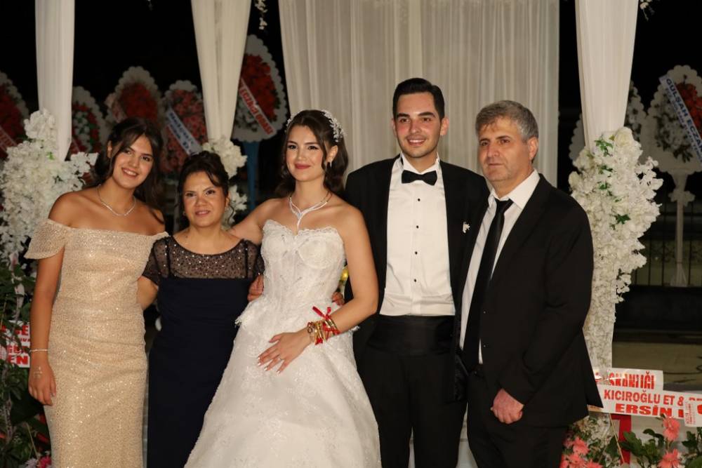 Eczacı Cansel ve Ayberk Onur Yılmaz Görkemli Düğün 102