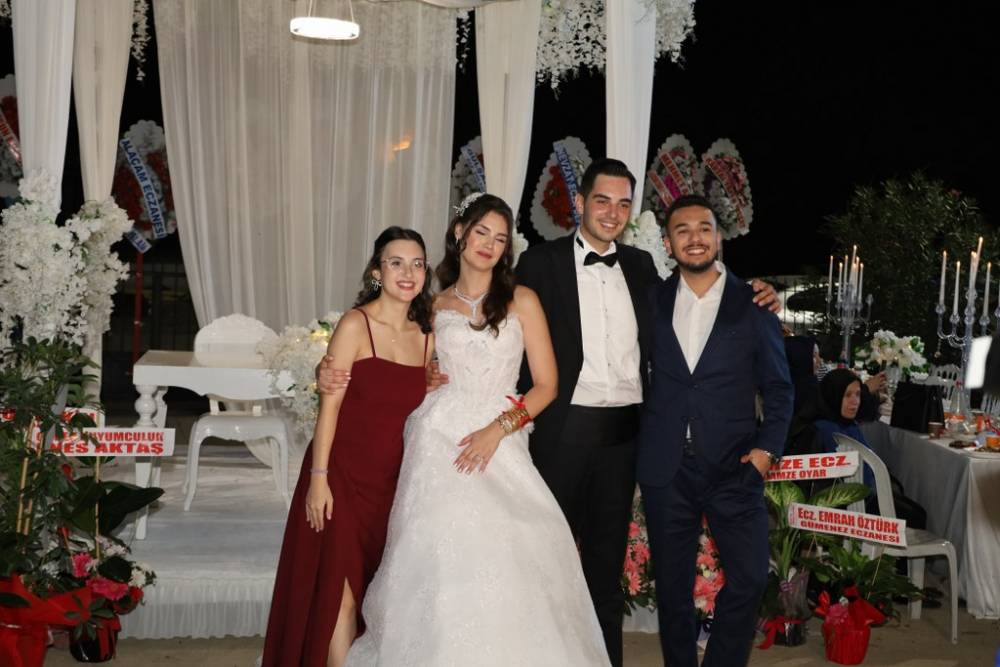 Eczacı Cansel ve Ayberk Onur Yılmaz Görkemli Düğün 105