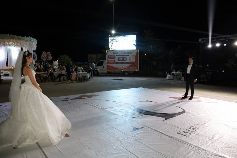 Eczacı Cansel ve Ayberk Onur Yılmaz Görkemli Düğün 24