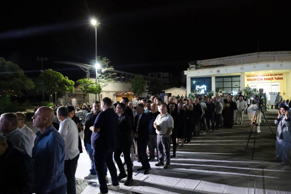 Eczacı Cansel ve Ayberk Onur Yılmaz Görkemli Düğün 30