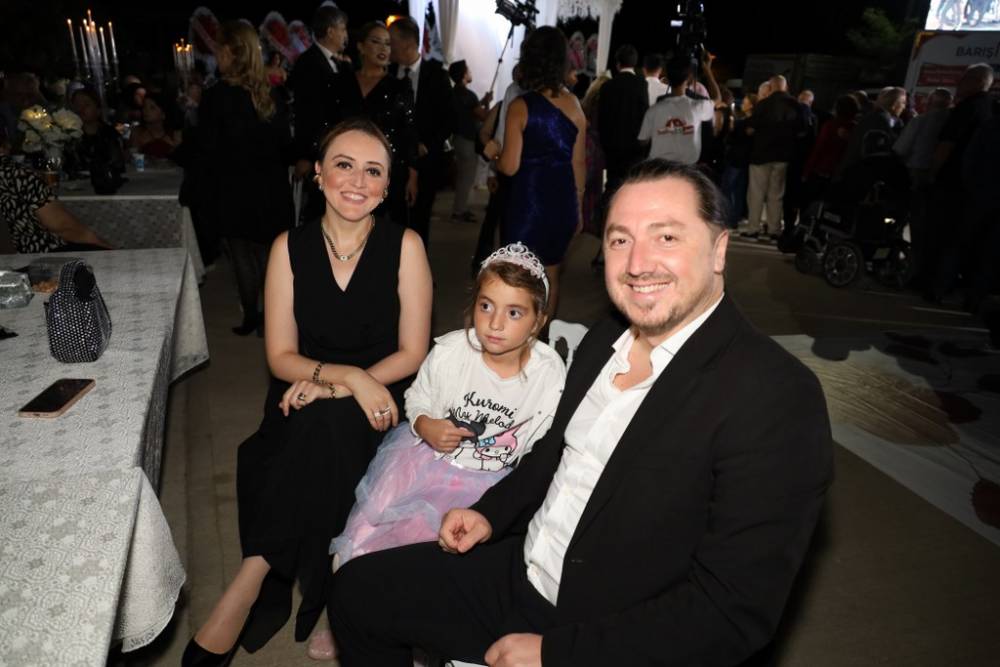 Eczacı Cansel ve Ayberk Onur Yılmaz Görkemli Düğün 32