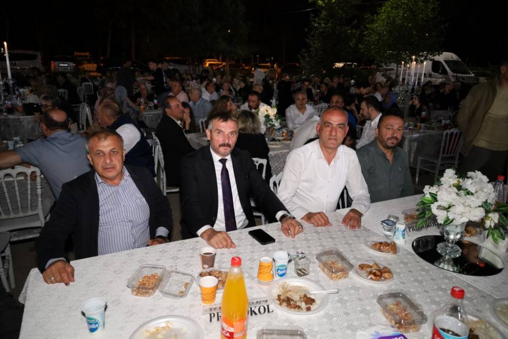 Eczacı Cansel ve Ayberk Onur Yılmaz Görkemli Düğün 34