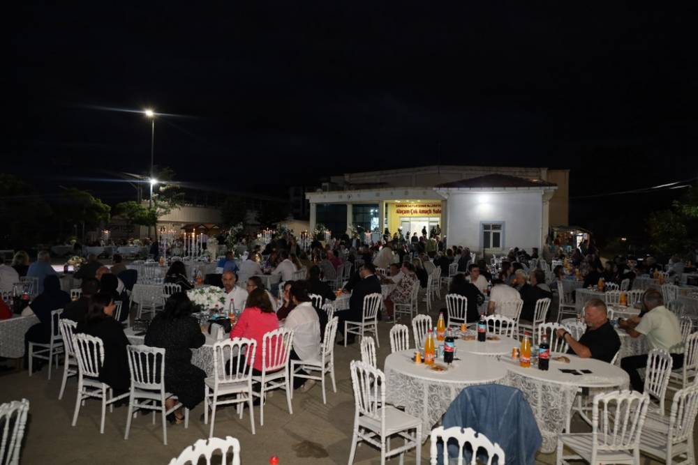 Eczacı Cansel ve Ayberk Onur Yılmaz Görkemli Düğün 4