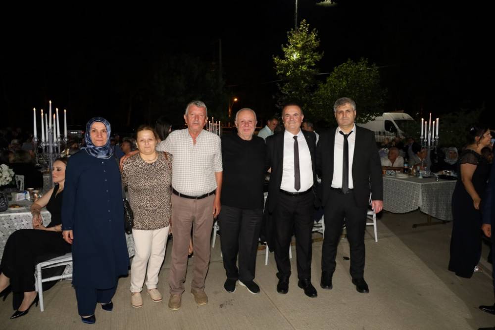 Eczacı Cansel ve Ayberk Onur Yılmaz Görkemli Düğün 40