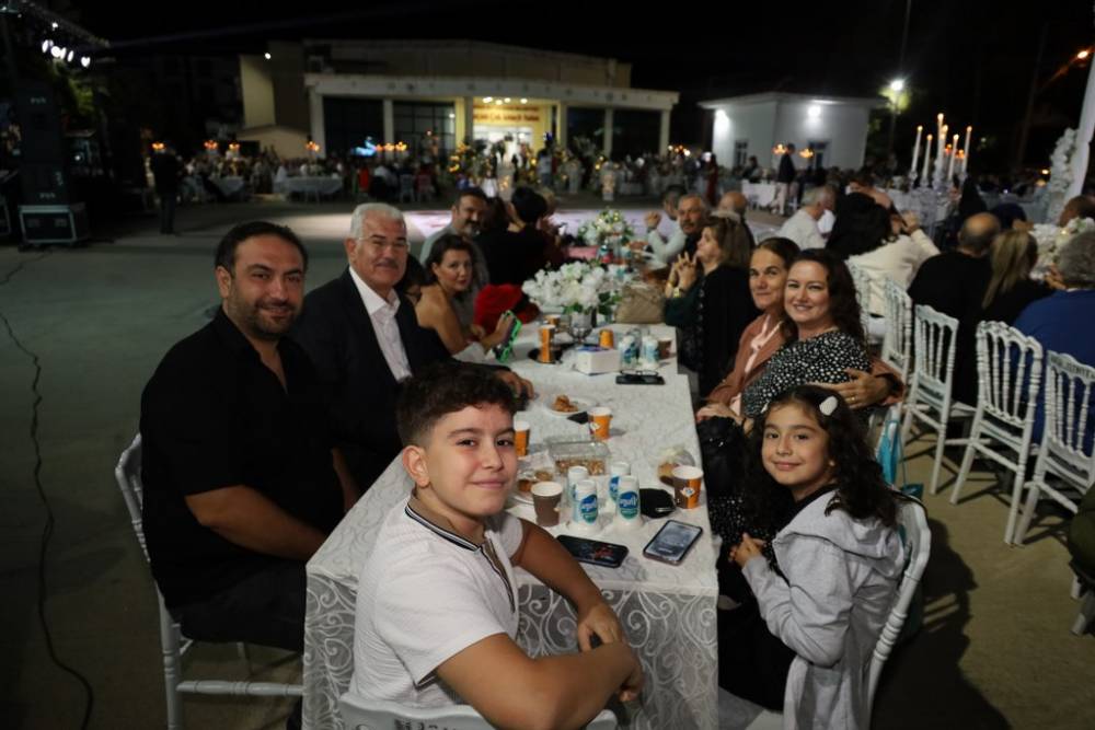 Eczacı Cansel ve Ayberk Onur Yılmaz Görkemli Düğün 6