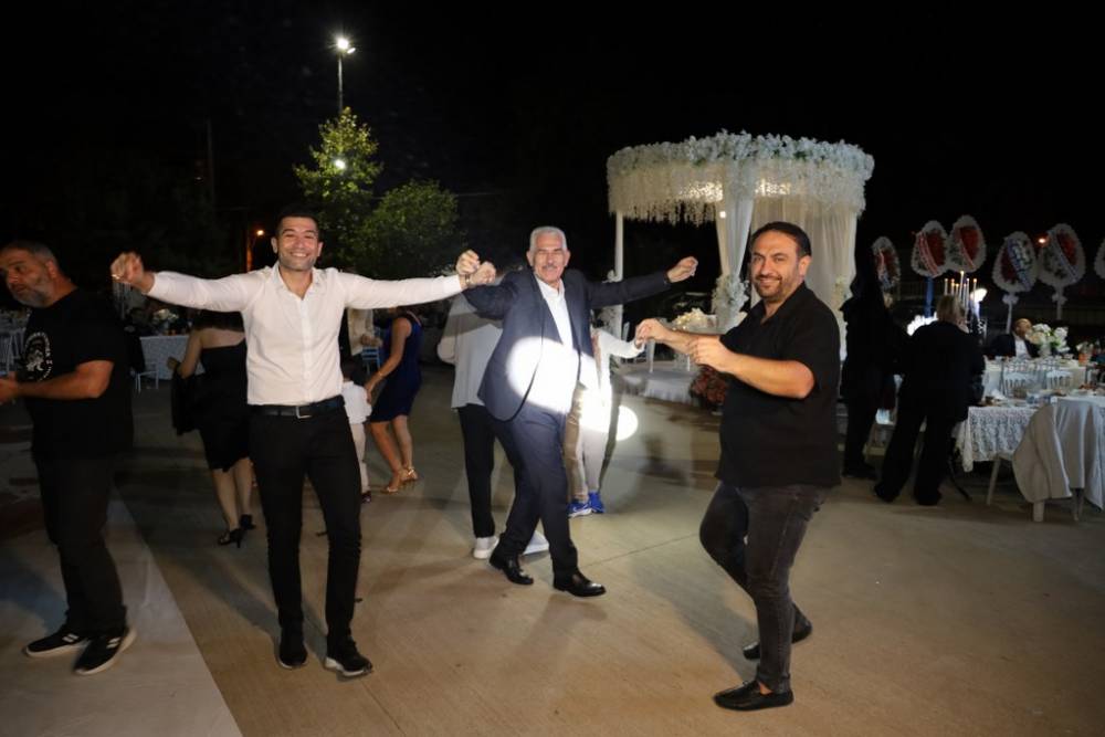 Eczacı Cansel ve Ayberk Onur Yılmaz Görkemli Düğün 60