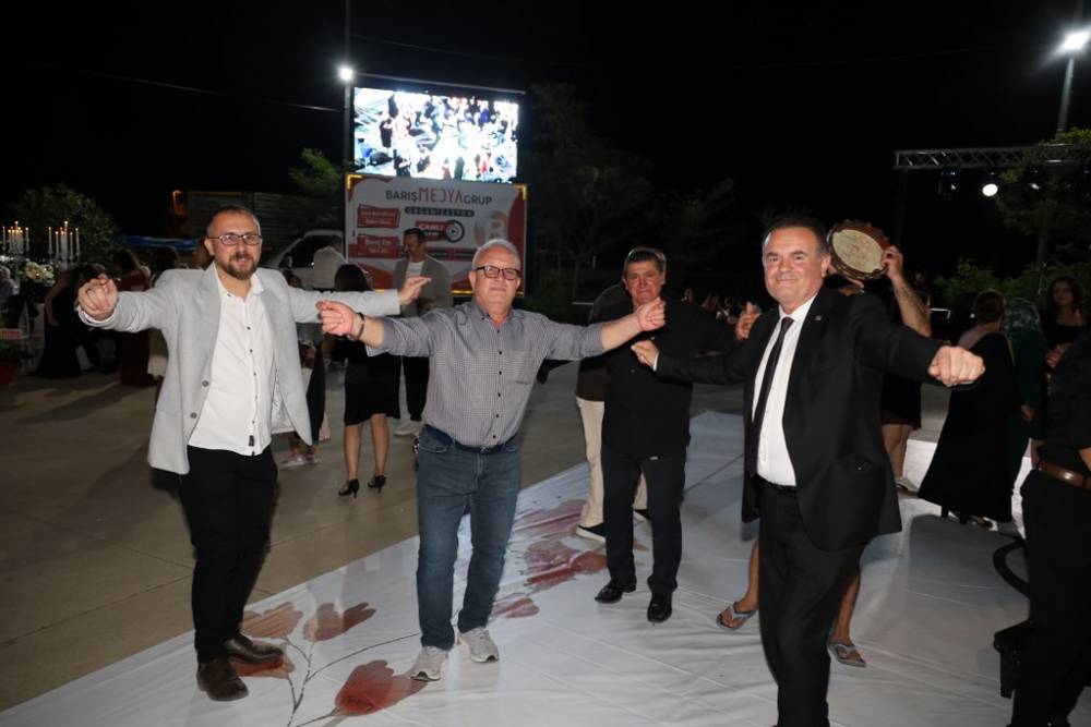 Eczacı Cansel ve Ayberk Onur Yılmaz Görkemli Düğün 61