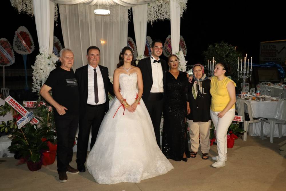 Eczacı Cansel ve Ayberk Onur Yılmaz Görkemli Düğün 89