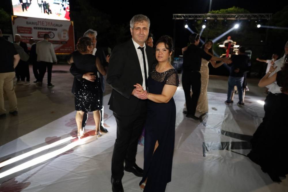 Eczacı Cansel ve Ayberk Onur Yılmaz Görkemli Düğün 95