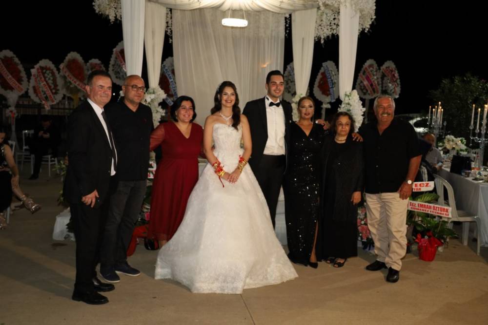 Eczacı Cansel ve Ayberk Onur Yılmaz Görkemli Düğün 97