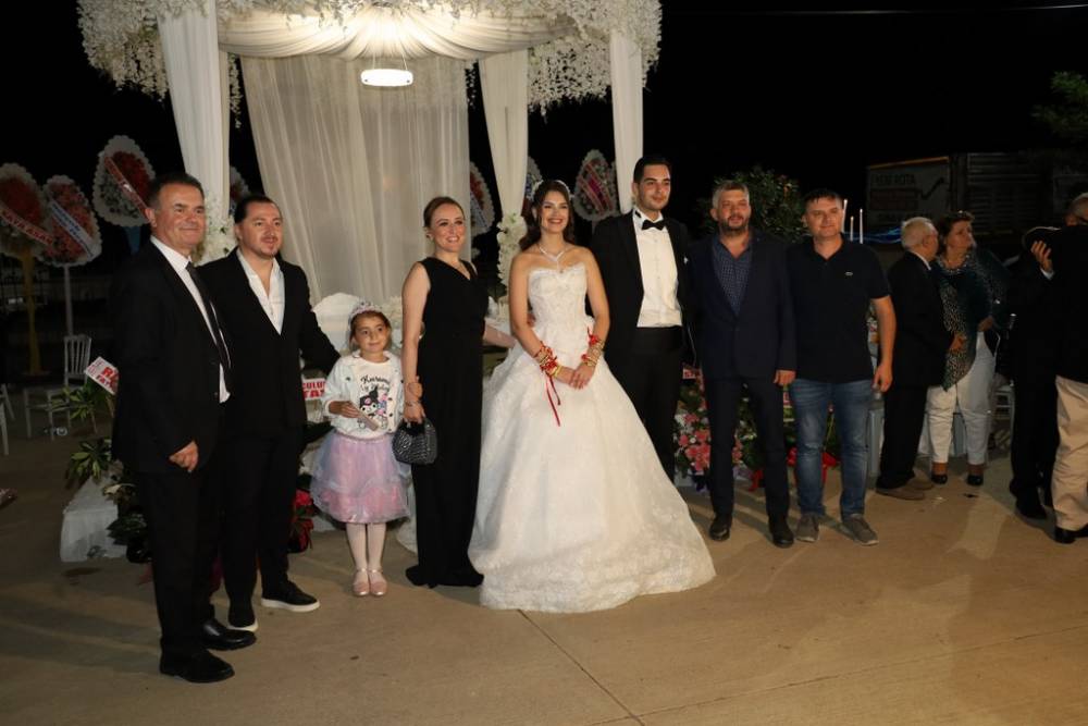 Eczacı Cansel ve Ayberk Onur Yılmaz Görkemli Düğün 98