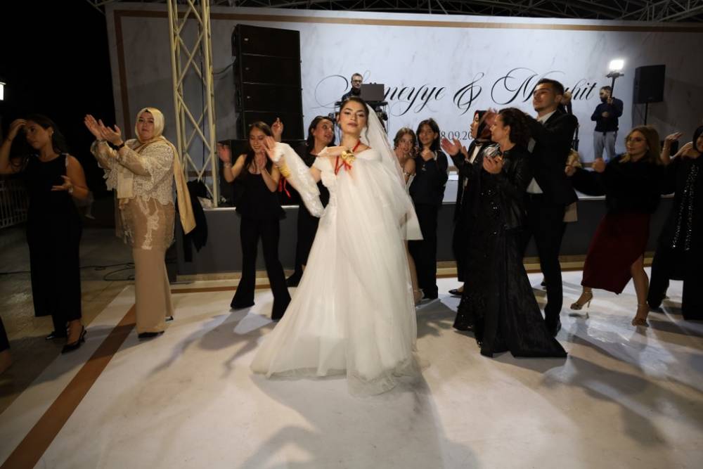 Sümeyye ve Mücahit Mutluluk Dolu Yıllar İçin Birbirlerine Evet Dediler 56
