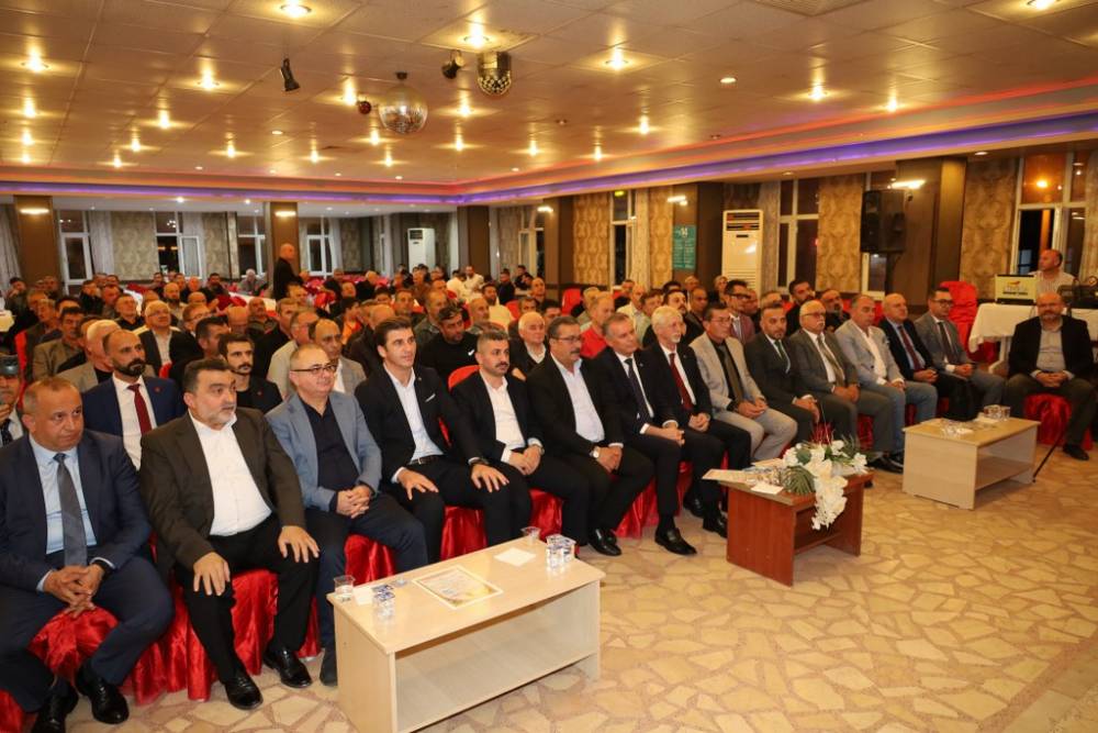 75 Yıllık Demirci Ustası Yılmaz Odabaş, Bafra’da Yılın Ahisi Seçildi 4