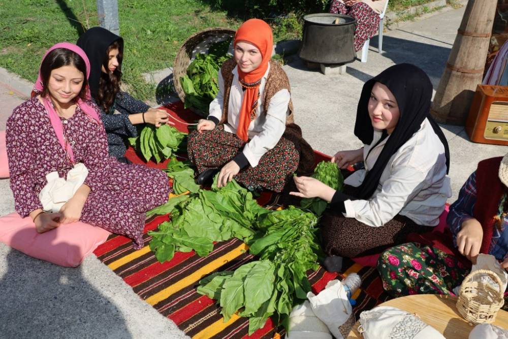 Bafra Hasan Çakın Kız MTAL’de Ahilik Kültürü Haftası coşkusu! 16