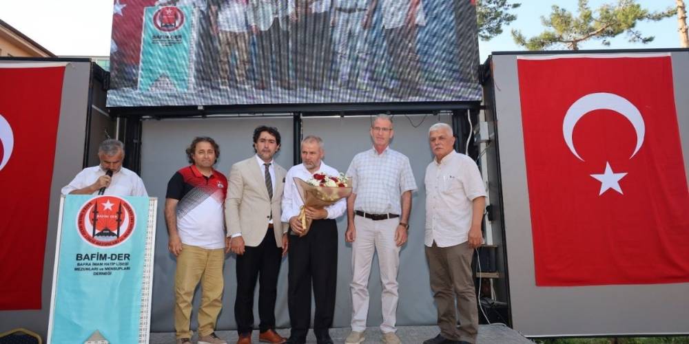 Bafra’da İmam Hatipliler 23. Mezunlar Buluşmasında Hasret Giderdi 7