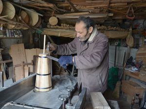 86 YAŞINDA TEKNOLOJİYE DİRENİYOR