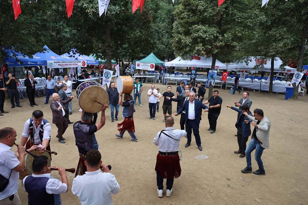 İstanbul’da Büyük Alaçam Buluşmasına Yaklaşık 10 Bin Kişi Katıldı 13