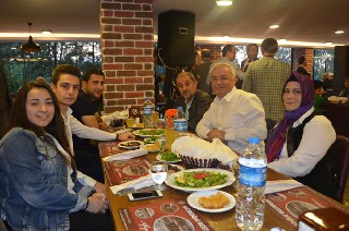 MHP BAFRA ESKİ TEŞKİLATINDAN ANLAMLI İFTAR YEMEĞİ 14