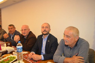 MHP BAFRA ESKİ TEŞKİLATINDAN ANLAMLI İFTAR YEMEĞİ 17